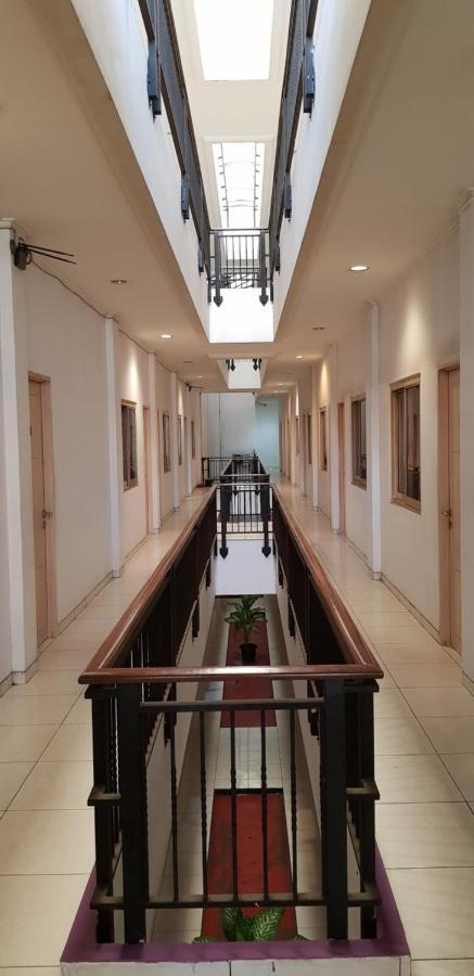 Hotel Dequr Jakarta Kota Exterior foto