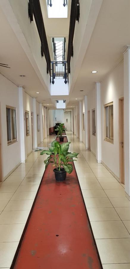 Hotel Dequr Jakarta Kota Exterior foto